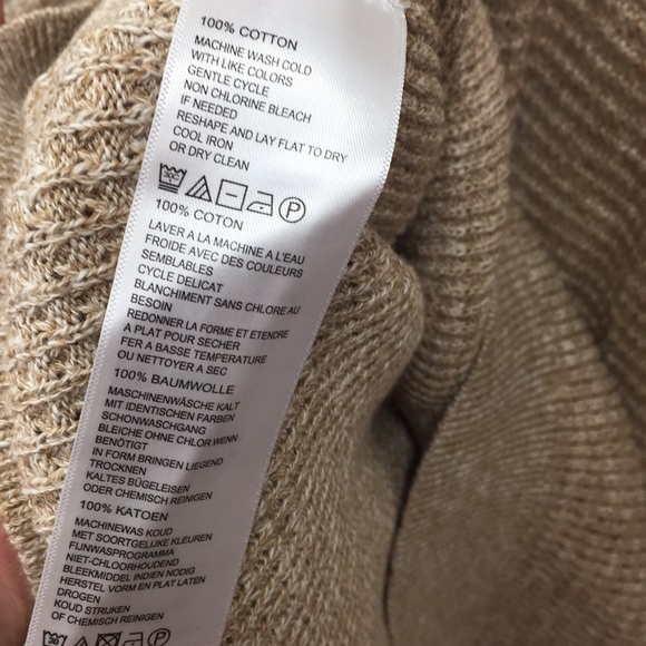 Tommy Bahama Isidro V-Neck Classic Fit Sweater - Picture 5 of 7